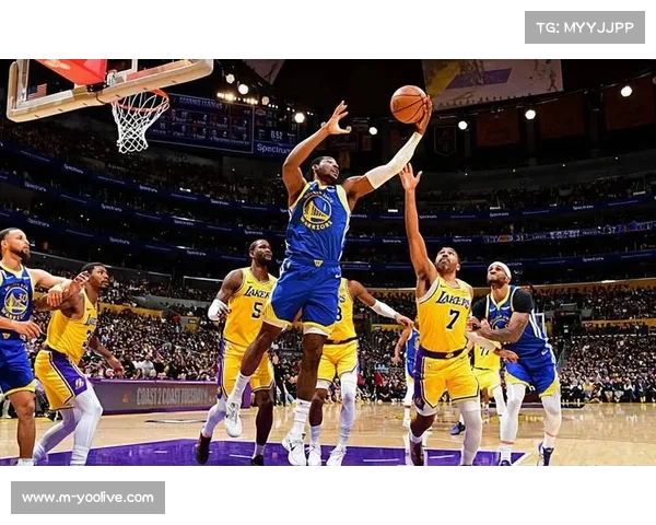 湖人密切关注库明加，寻求交易截止日前引进3D侧翼